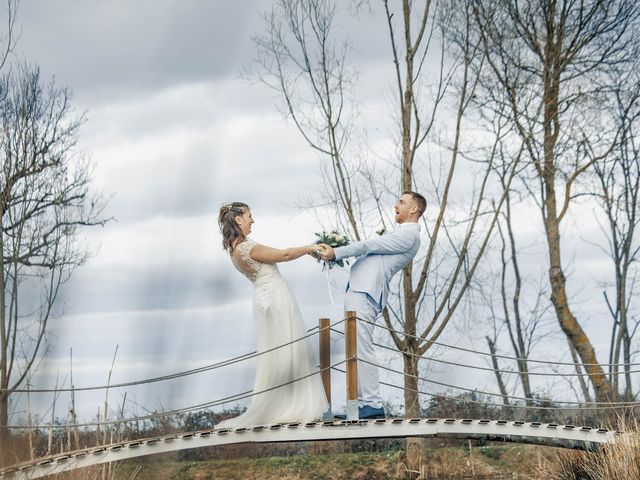 Le mariage de Damien et Clara à Saint-Pourçain-sur-Besbre, Allier 18