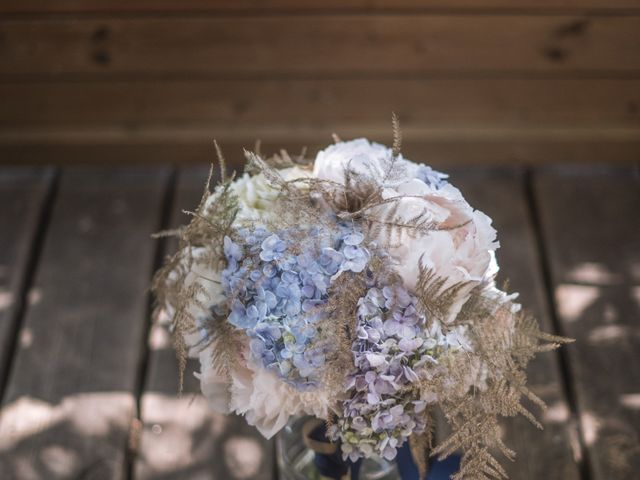 Le mariage de Joffrey et Elody à Labeaume, Ardèche 16