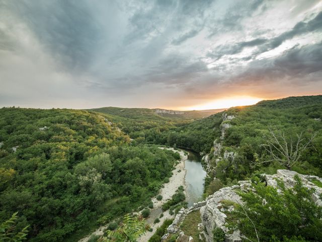 Le mariage de Joffrey et Elody à Labeaume, Ardèche 55