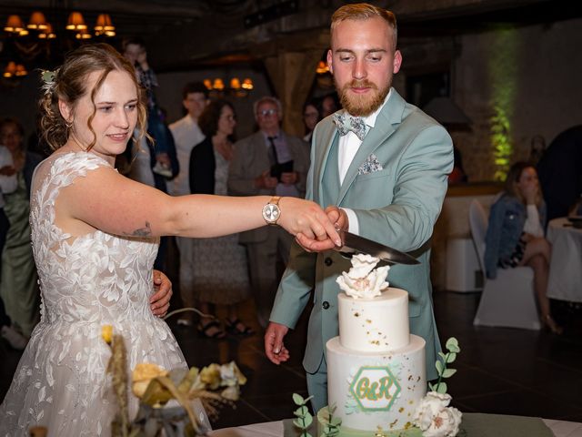 Le mariage de Romain et Gwendoline à Magny-Cours, Nièvre 16