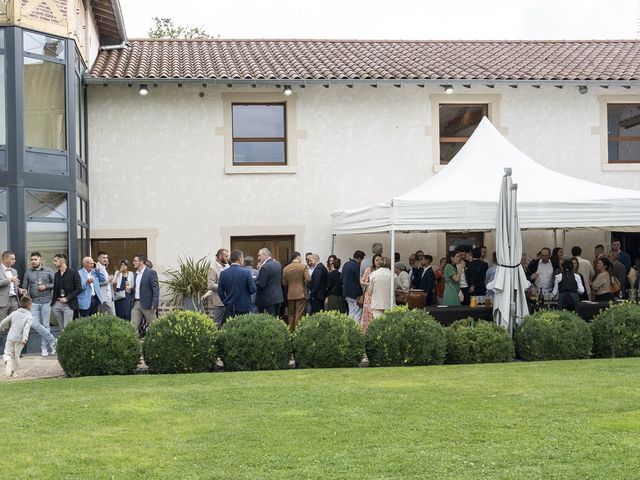 Le mariage de Clément et Gladys à Marlieux, Ain 12