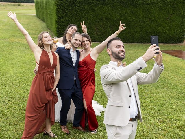 Le mariage de Clément et Gladys à Marlieux, Ain 16