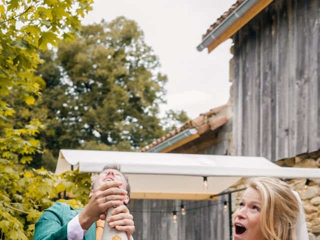 Le mariage de Gaston et Diekje à Bourganeuf, Creuse 16