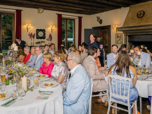 Le mariage de Gaston et Diekje à Bourganeuf, Creuse 29