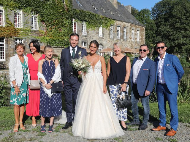 Le mariage de Amandine et Karl à Pleugueneuc, Ille et Vilaine 98