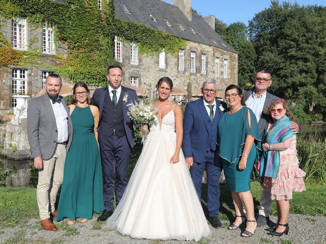 Le mariage de Amandine et Karl à Pleugueneuc, Ille et Vilaine 102
