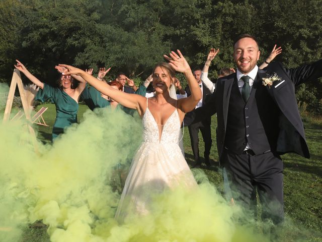 Le mariage de Amandine et Karl à Pleugueneuc, Ille et Vilaine 2