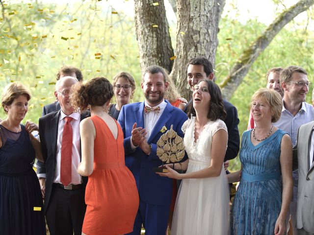 Le mariage de Etienne et Morgane à Saint-Front-sur-Lémance, Lot-et-Garonne 68