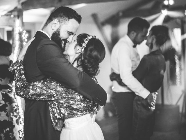 Le mariage de Vivien et Angélique à Les Marches, Savoie 44