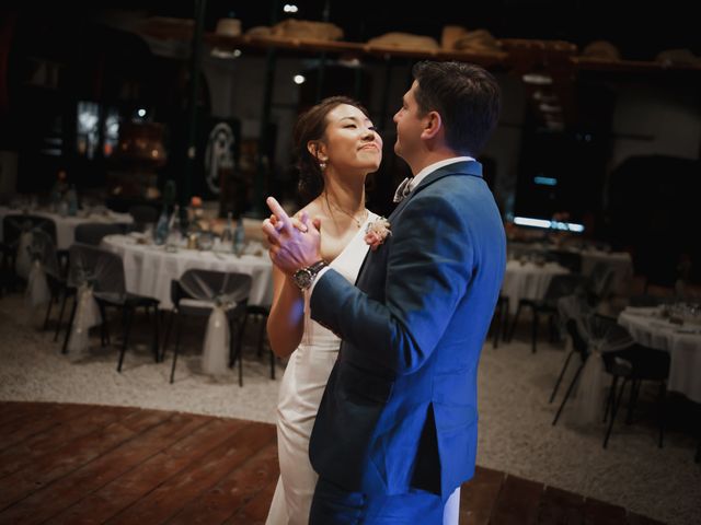 Le mariage de Lionel et Pauline à Marseillan, Hérault 1