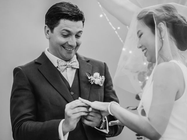 Le mariage de Lionel et Pauline à Marseillan, Hérault 39