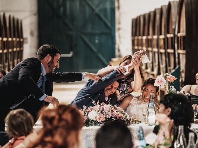 Le mariage de Lionel et Pauline à Marseillan, Hérault 69