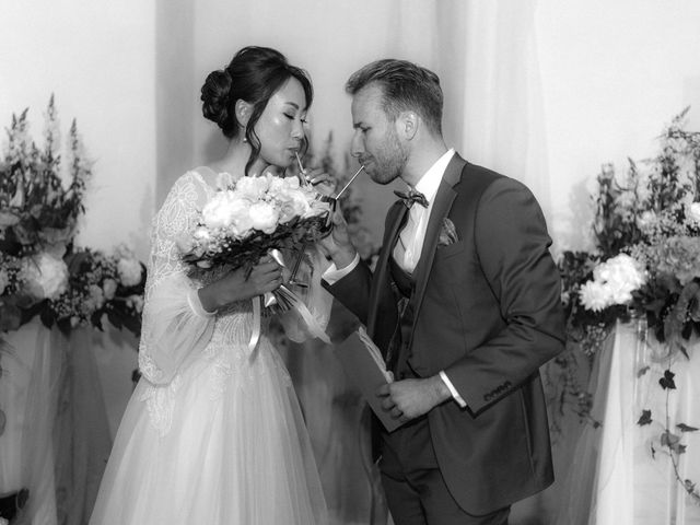 Le mariage de Miao et Romain à Blacé, Rhône 10