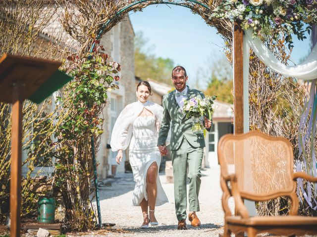 Le mariage de Romain et Amandine à Benon, Charente Maritime 2