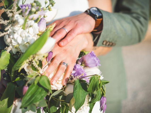 Le mariage de Romain et Amandine à Benon, Charente Maritime 16