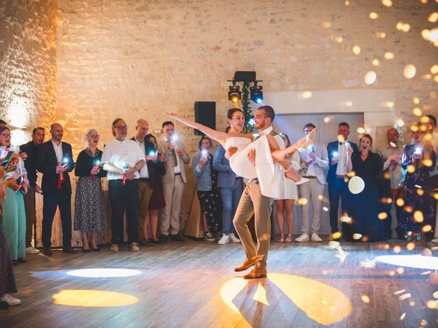 Le mariage de Romain et Amandine à Benon, Charente Maritime 38