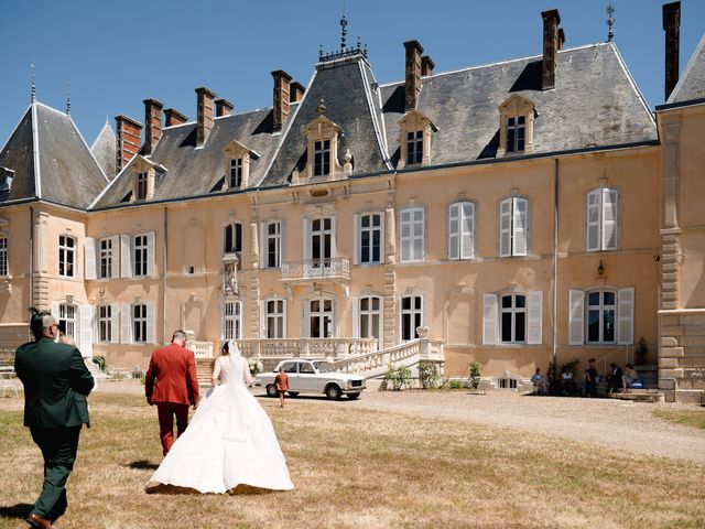 Le mariage de Steven et Caroline à Gray, Haute-Saône 17