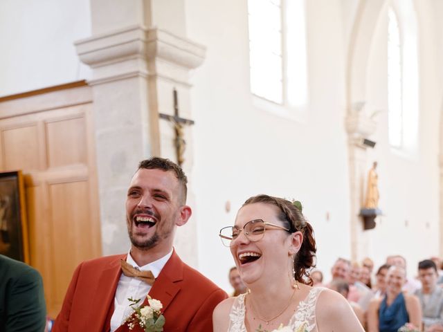 Le mariage de Steven et Caroline à Gray, Haute-Saône 22