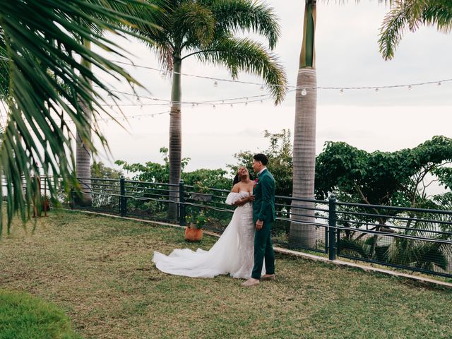 Le mariage de Thé et Elv à Saint-Leu, La Réunion 1