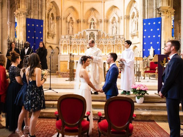 Le mariage de Benjamin et Garance à Bordeaux, Gironde 32