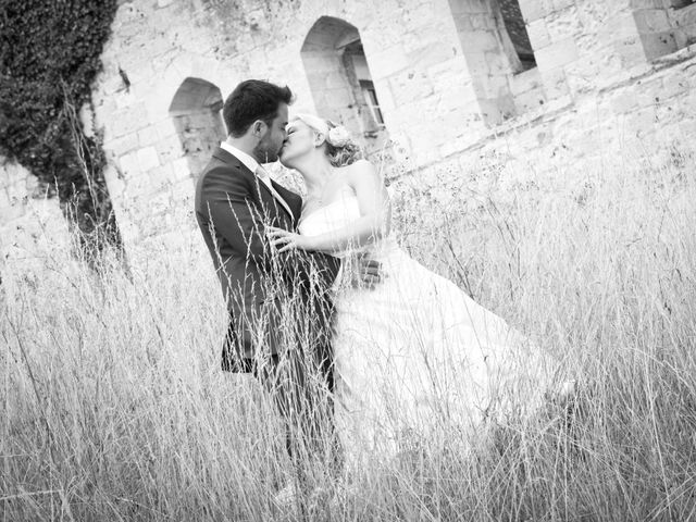 Le mariage de Romain et Peroline à Lyons-la-Forêt, Eure 15