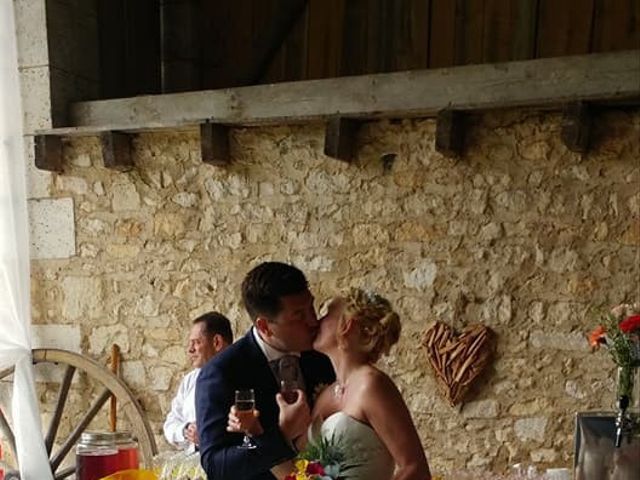 Le mariage de Julien  et Franziska à Mouthiers-sur-Boëme, Charente 4