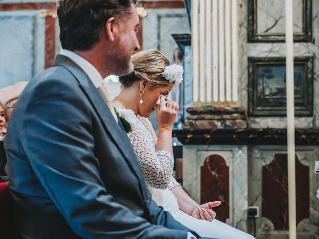 Le mariage de Andrew et Constance à Saint-Julien-en-Born, Landes 21