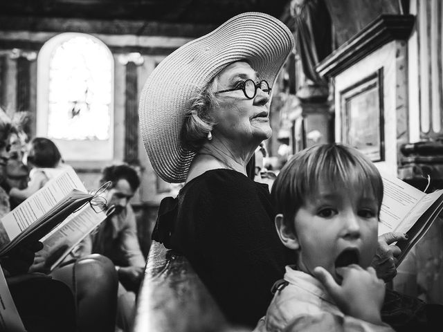 Le mariage de Andrew et Constance à Saint-Julien-en-Born, Landes 26