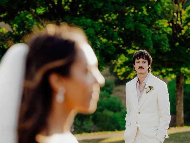 Le mariage de Romain et Elodie à Saint-Affrique, Aveyron 57