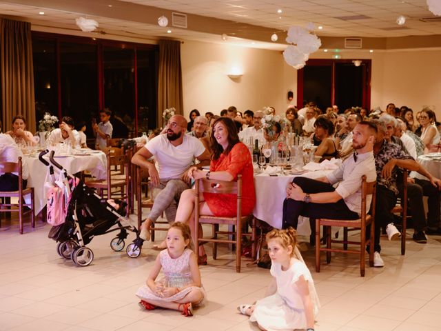 Le mariage de Maxime et Emeline à Pernes-les-Fontaines, Vaucluse 43