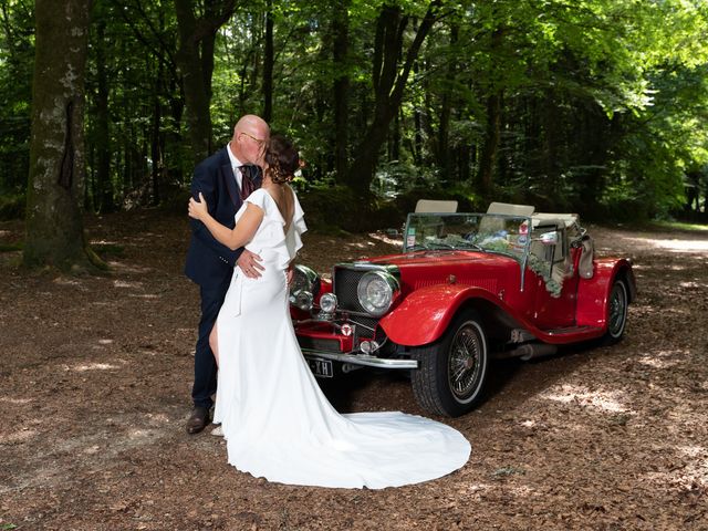 Le mariage de Alain et Béatrice à Landévant, Morbihan 21