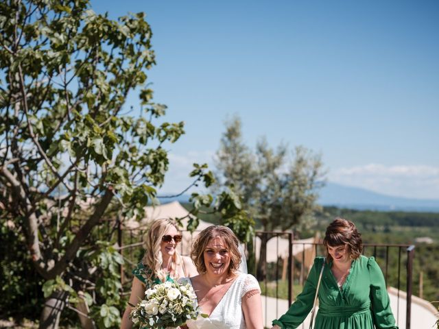 Le mariage de Timothé et Clarisse à Montjoyer, Drôme 12