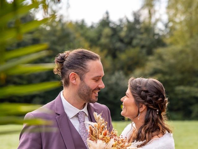 Le mariage de Valentin et Delphine à Le Pin-en-Mauges, Maine et Loire 41