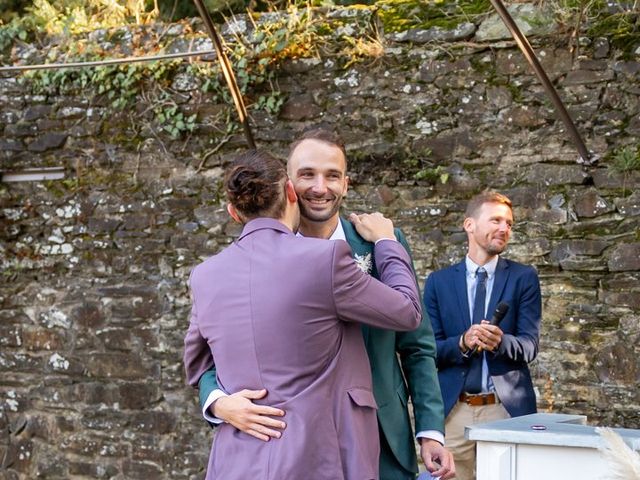 Le mariage de Valentin et Delphine à Le Pin-en-Mauges, Maine et Loire 59