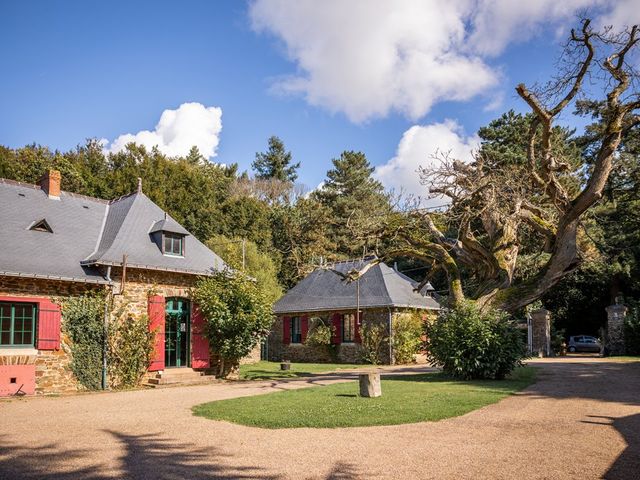 Le mariage de Valentin et Delphine à Le Pin-en-Mauges, Maine et Loire 86