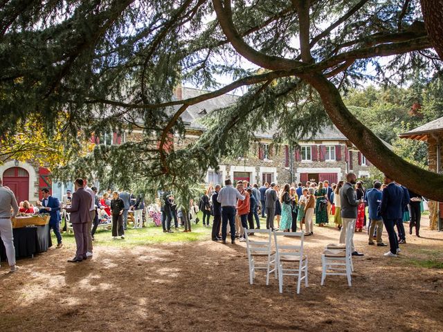 Le mariage de Valentin et Delphine à Le Pin-en-Mauges, Maine et Loire 92