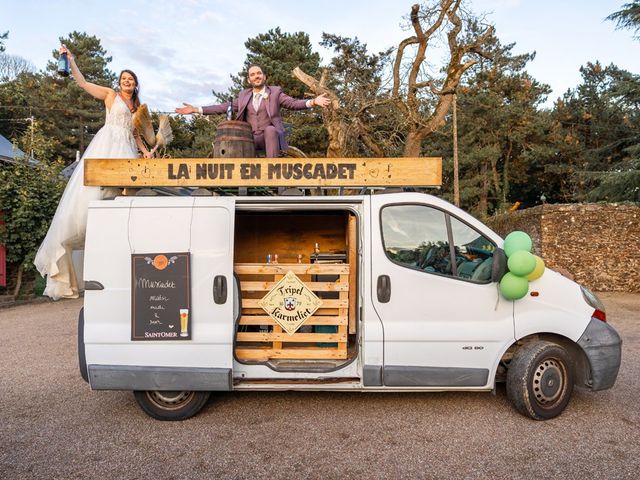 Le mariage de Valentin et Delphine à Le Pin-en-Mauges, Maine et Loire 126