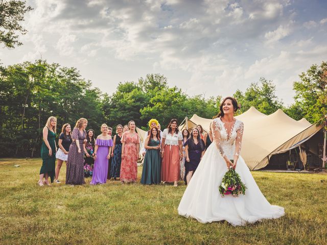 Le mariage de Lucas et Delphine à Beaulieu-sur-Loire, Loiret 75