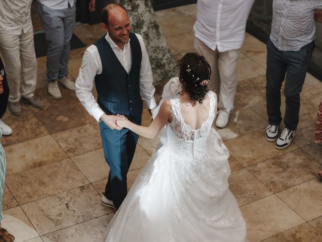 Le mariage de Warren et Laurianne à Sisteron, Alpes-de-Haute-Provence 34