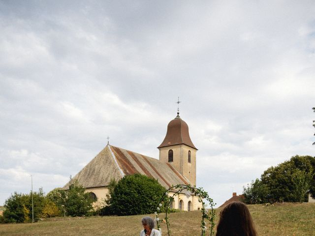 Le mariage de Mickaël et Julia à Gy, Haute-Saône 75