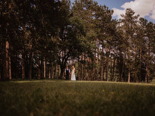 Le mariage de Geoffrey et Pauline à Saint-Émilion, Gironde 2