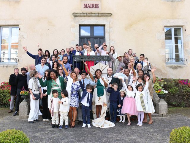 Le mariage de AImercik et Navalona à Mervent, Vendée 83