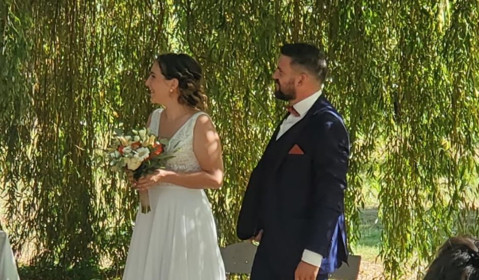 Le mariage de Yannick et Laura  à Saint-Étienne-des-Oullières, Rhône