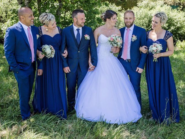 Le mariage de Adrien et Lucie à Belfort, Territoire de Belfort 1