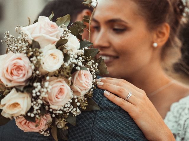 Le mariage de Vincent et Sarah à Fouchères, Aube 28