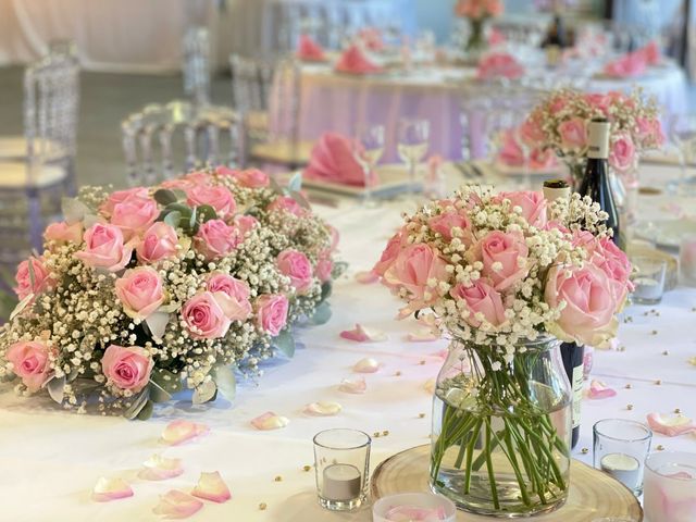 Le mariage de  Aurélien et Heline  à Velleron, Vaucluse 5