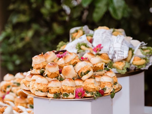 Le mariage de Lenny et Sirine à Marseille, Bouches-du-Rhône 36