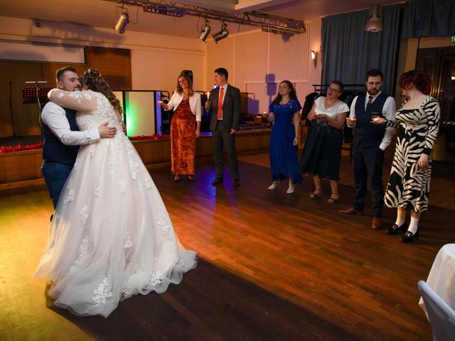 Le mariage de Bruce et Loïs à Plourin-lès-Morlaix, Finistère 71