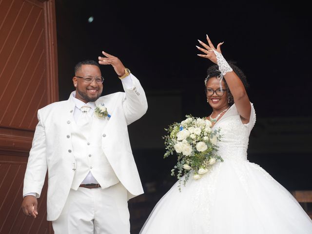 Le mariage de Ludovic  et Yasmina  à Saint-Pierre, La Réunion 12