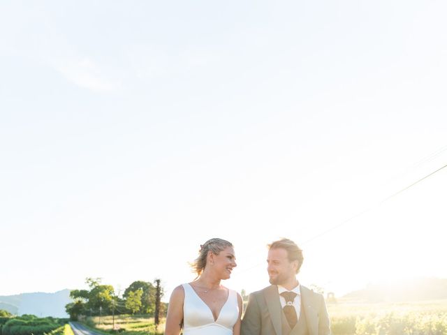 Le mariage de Mathieu et Elodie à Denicé, Rhône 17